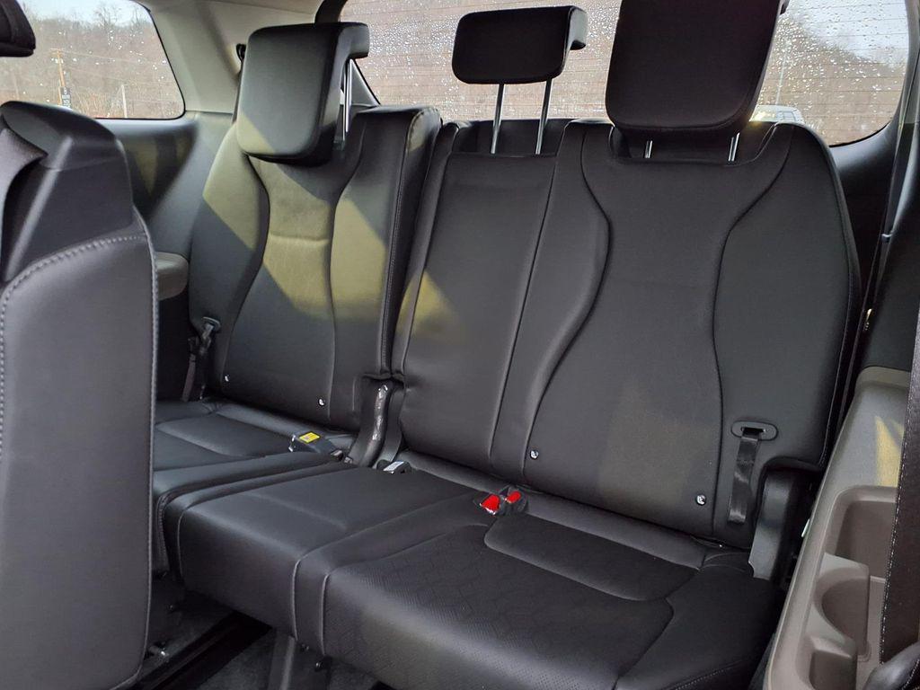 new 2026 Kia Carnival car, priced at $38,300