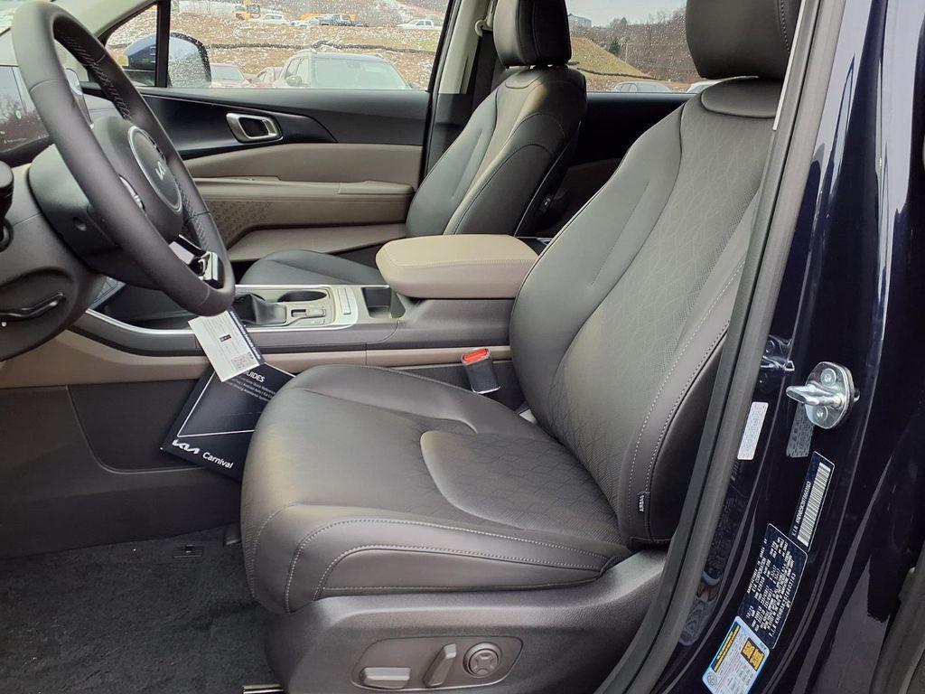 new 2026 Kia Carnival car, priced at $38,300