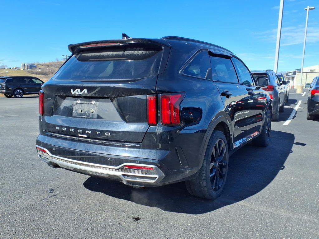 used 2022 Kia Sorento car, priced at $24,900