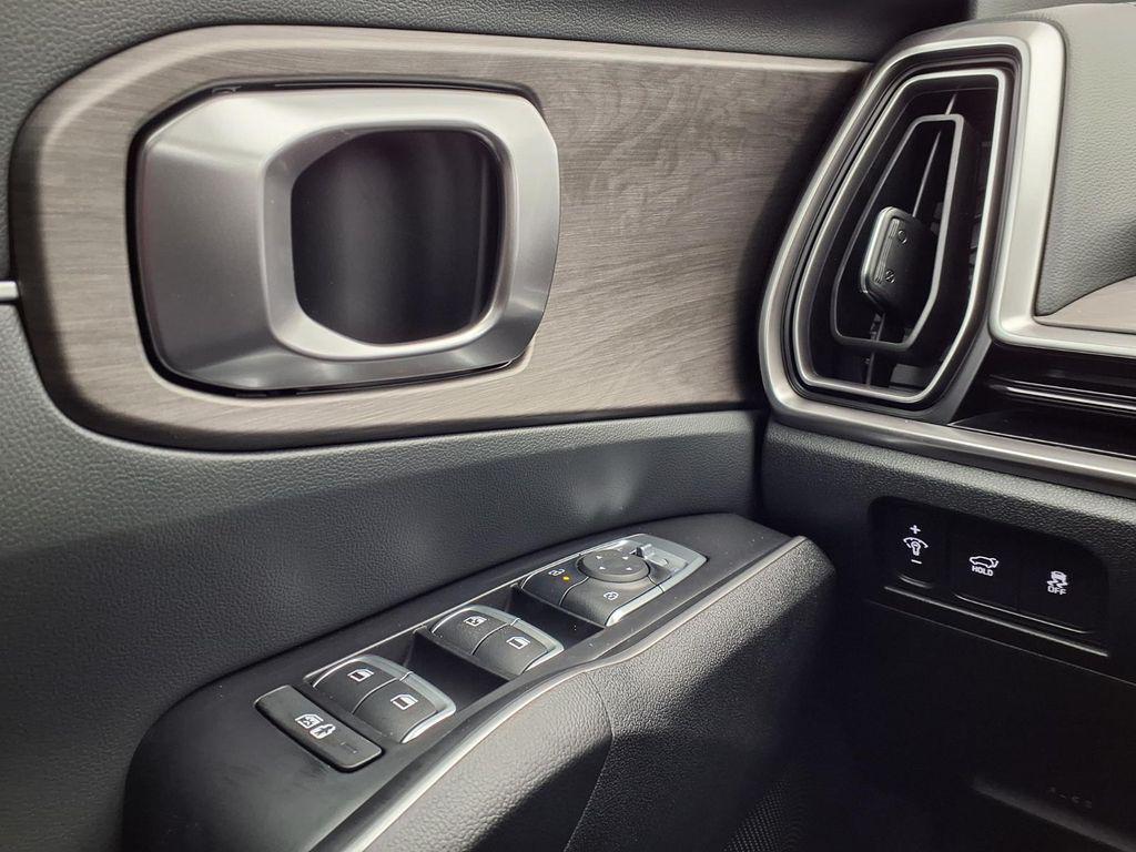 new 2026 Kia Sorento car, priced at $39,800