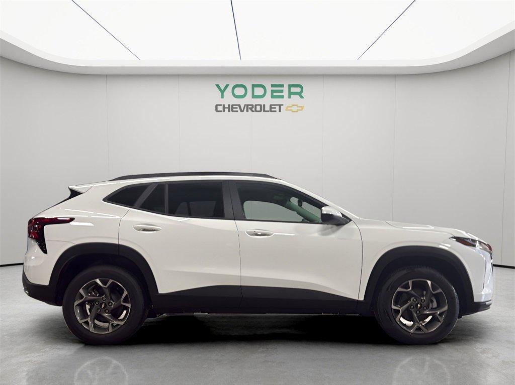 new 2025 Chevrolet Trax car, priced at $24,690