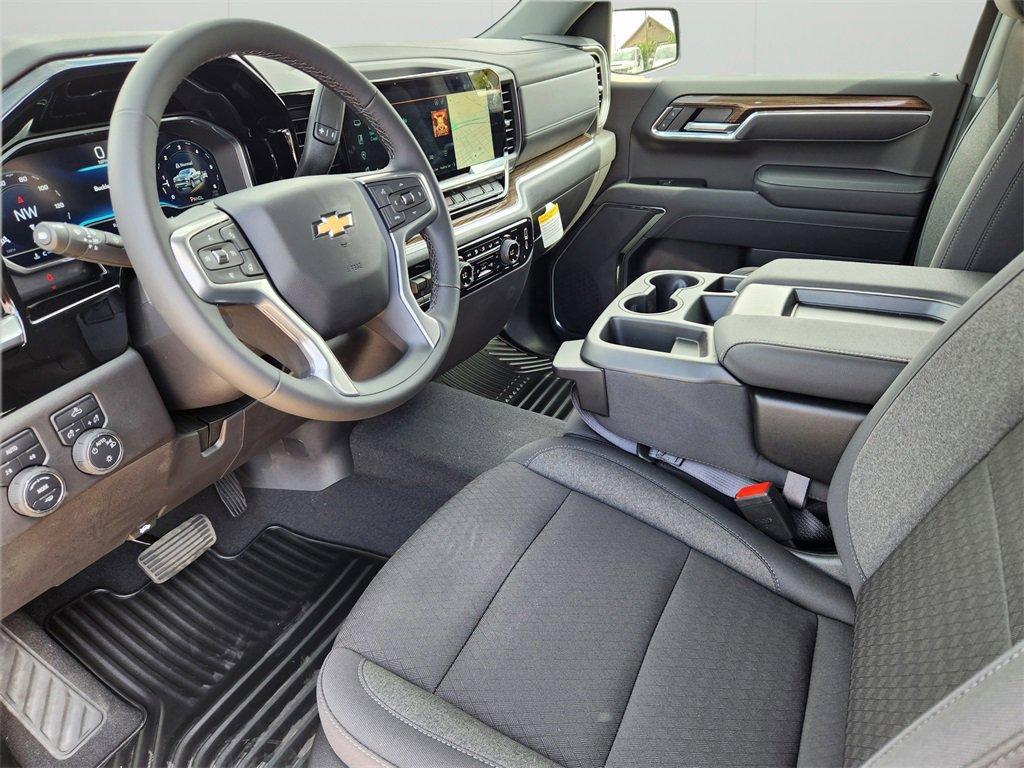 new 2025 Chevrolet Silverado 1500 car, priced at $49,394