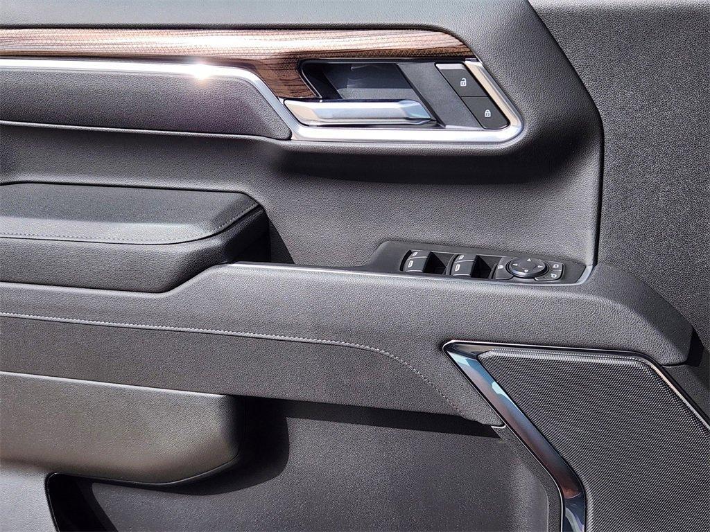 new 2025 Chevrolet Silverado 1500 car, priced at $49,394