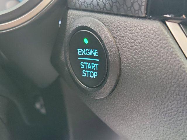 used 2022 Ford Escape car, priced at $25,304