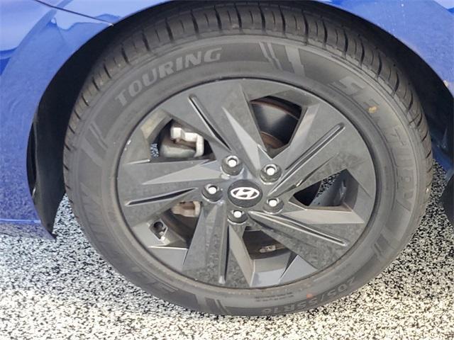used 2021 Hyundai Elantra car, priced at $13,498