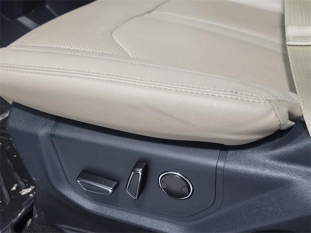 used 2022 Ford Expedition car, priced at $50,900