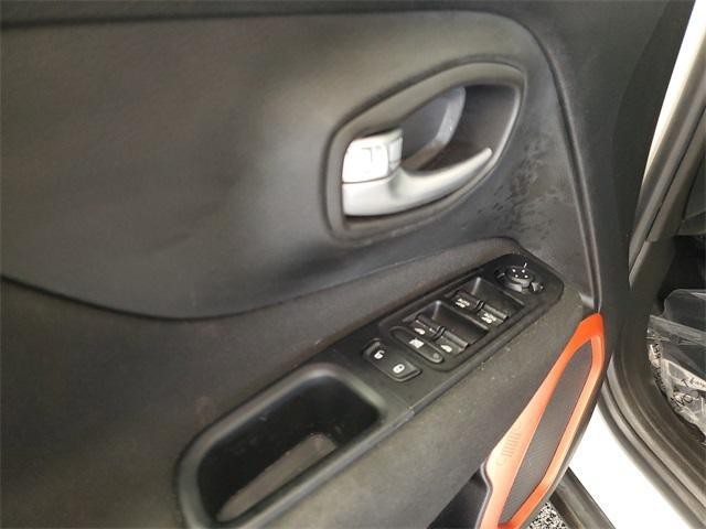 used 2020 Jeep Renegade car, priced at $13,400