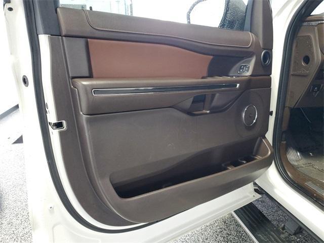 used 2023 Ford Expedition car, priced at $50,998