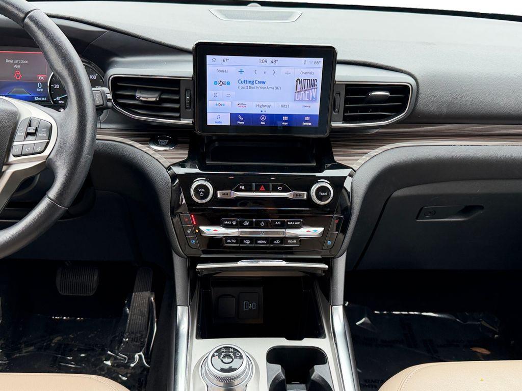 used 2023 Ford Explorer car, priced at $26,500