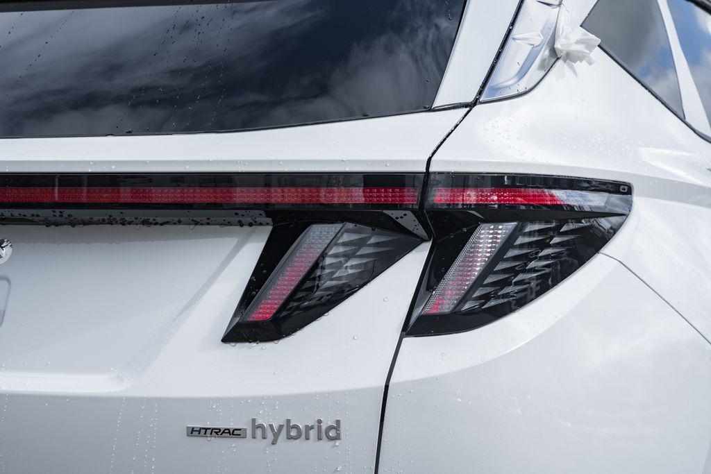 new 2026 Hyundai TUCSON Hybrid car, priced at $40,001