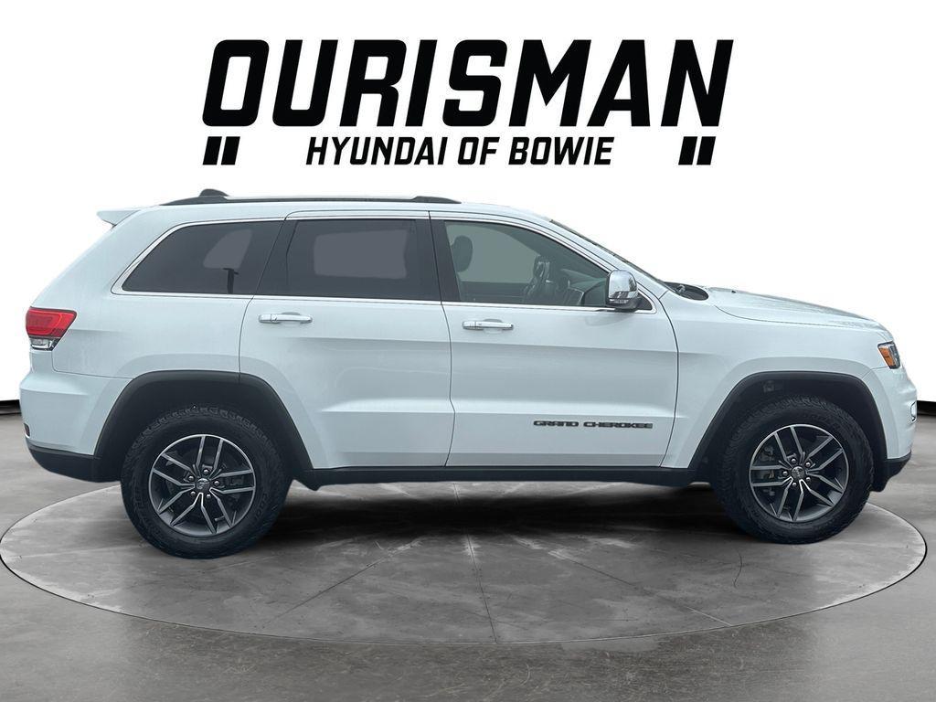 used 2018 Jeep Grand Cherokee car, priced at $17,000