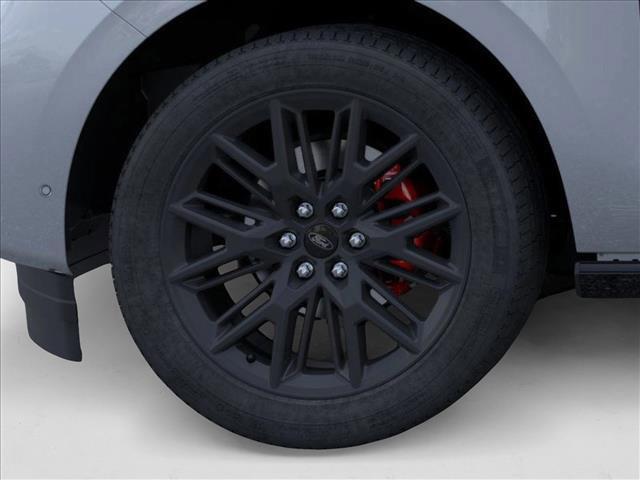 new 2025 Ford Expedition car, priced at $76,928