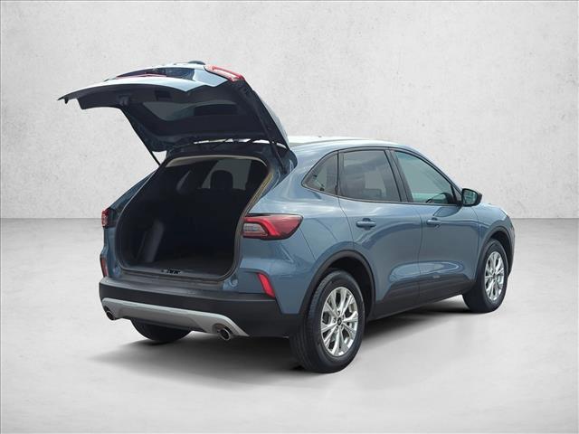 used 2025 Ford Escape car, priced at $22,550
