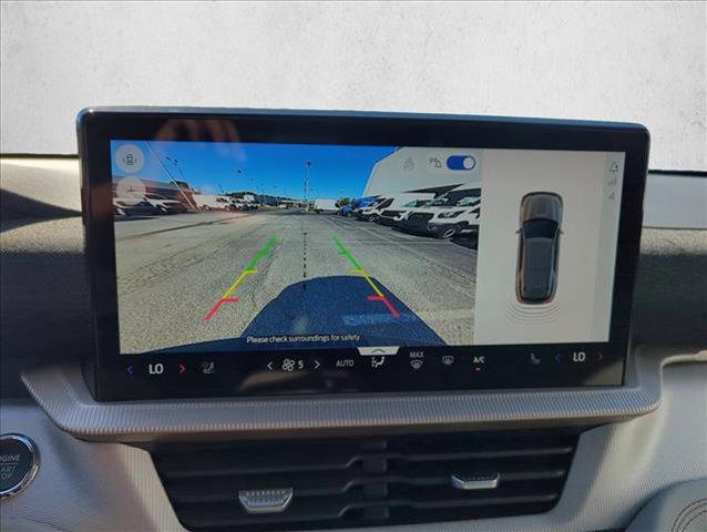 new 2025 Ford Explorer car, priced at $39,912