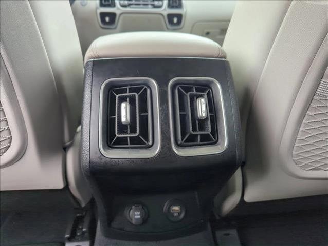 used 2022 Kia Sorento car, priced at $23,685