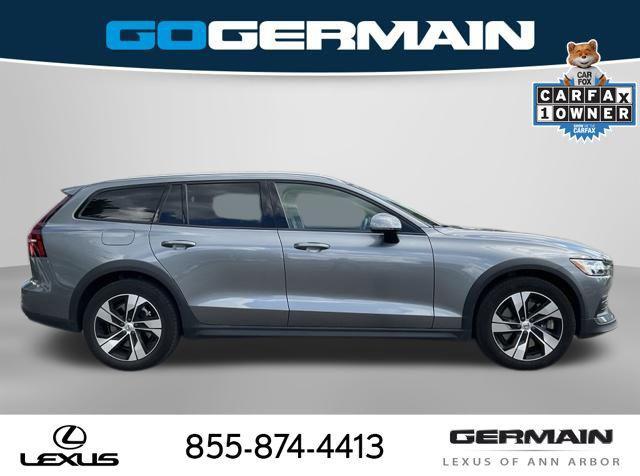 used 2020 Volvo V60 Cross Country car, priced at $30,113