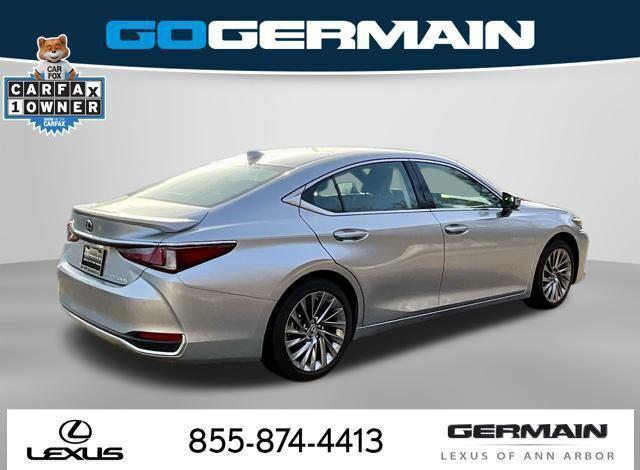 used 2025 Lexus ES 300h car, priced at $45,495