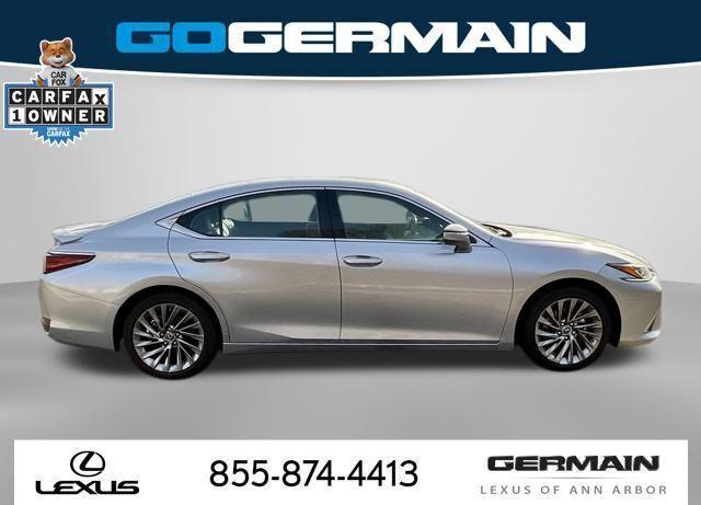 used 2025 Lexus ES 300h car, priced at $45,495