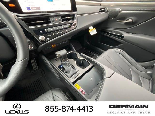 new 2025 Lexus ES 350 car, priced at $53,781