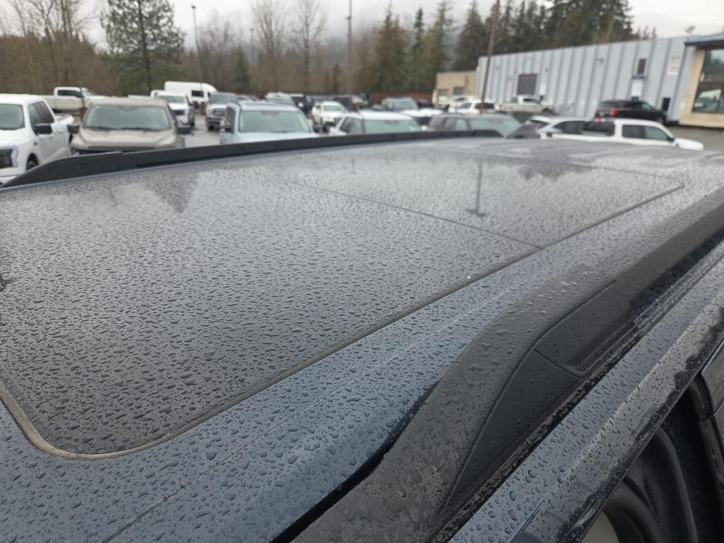 used 2025 Ford Expedition car, priced at $59,680