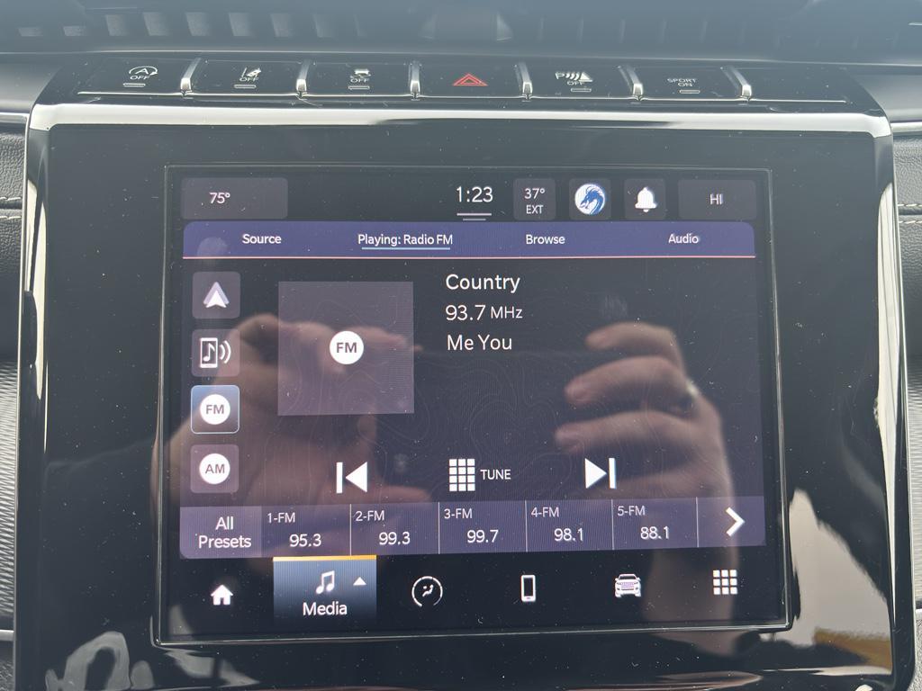 used 2024 Jeep Grand Cherokee L car, priced at $31,321