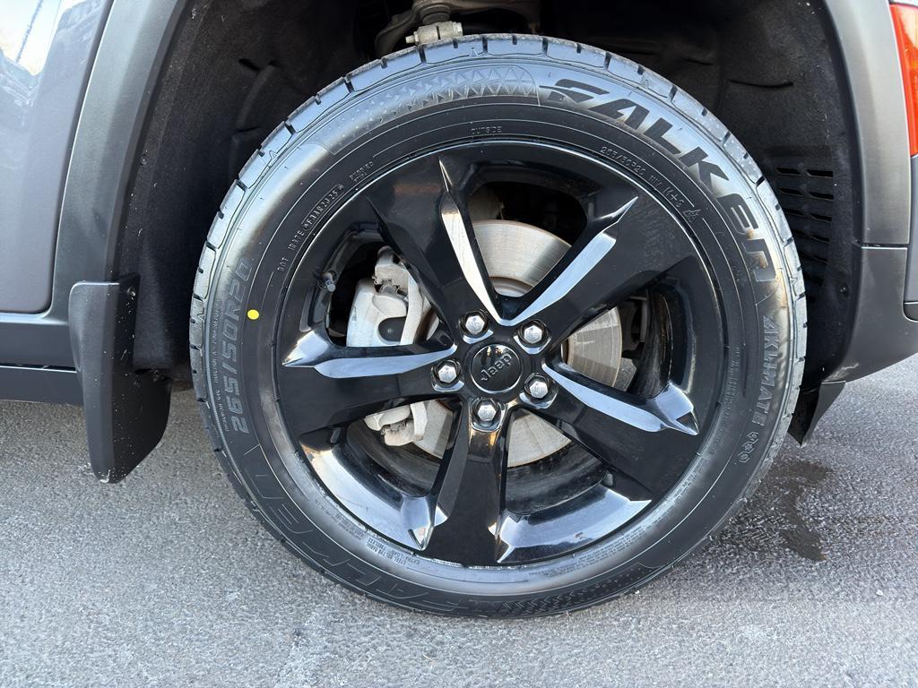 used 2023 Jeep Grand Cherokee L car, priced at $32,571