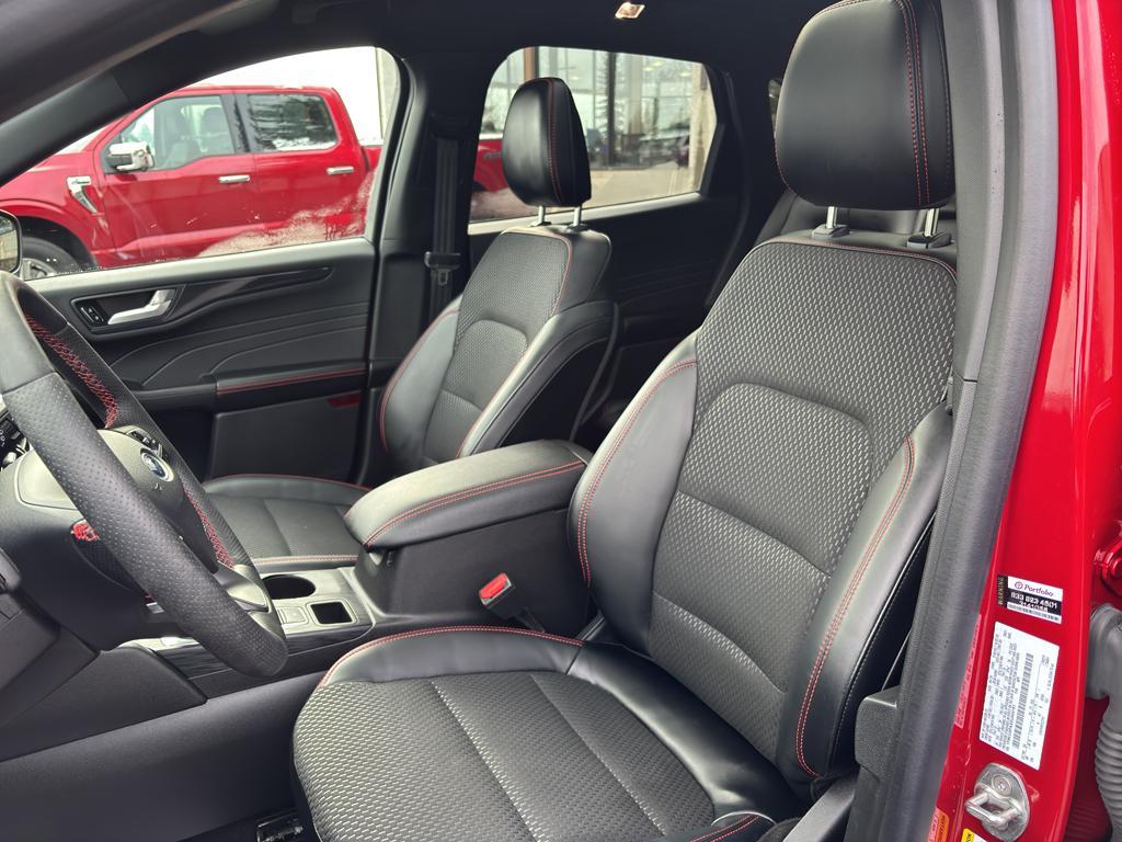 used 2025 Ford Escape car, priced at $33,822