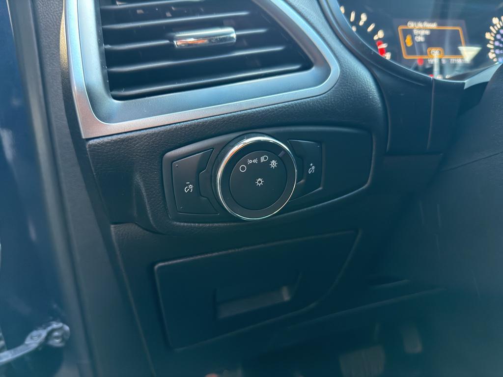 used 2017 Ford Edge car, priced at $13,990