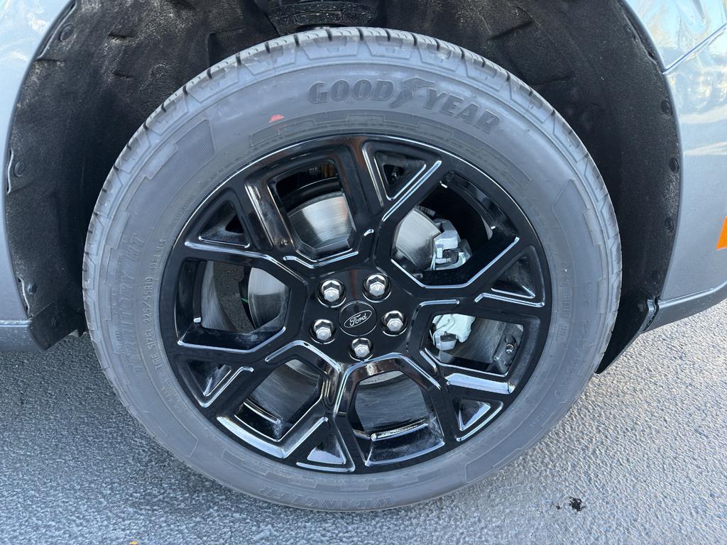 new 2025 Ford Maverick car, priced at $39,300