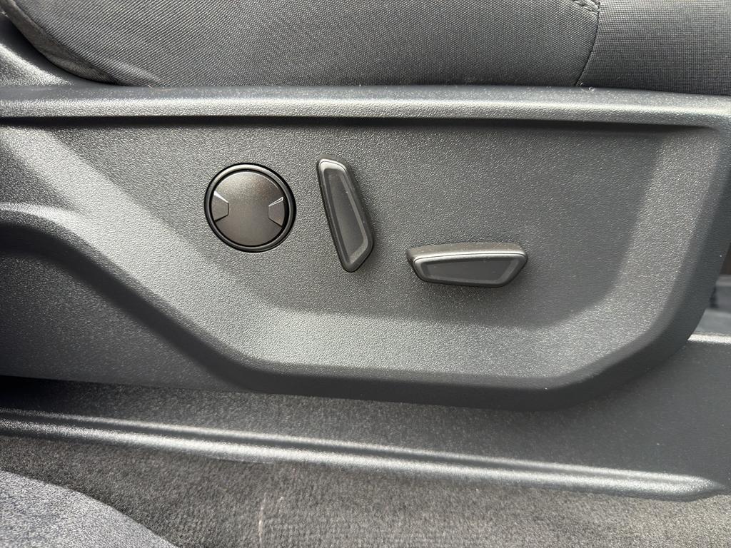 used 2025 Ford Expedition car, priced at $66,900