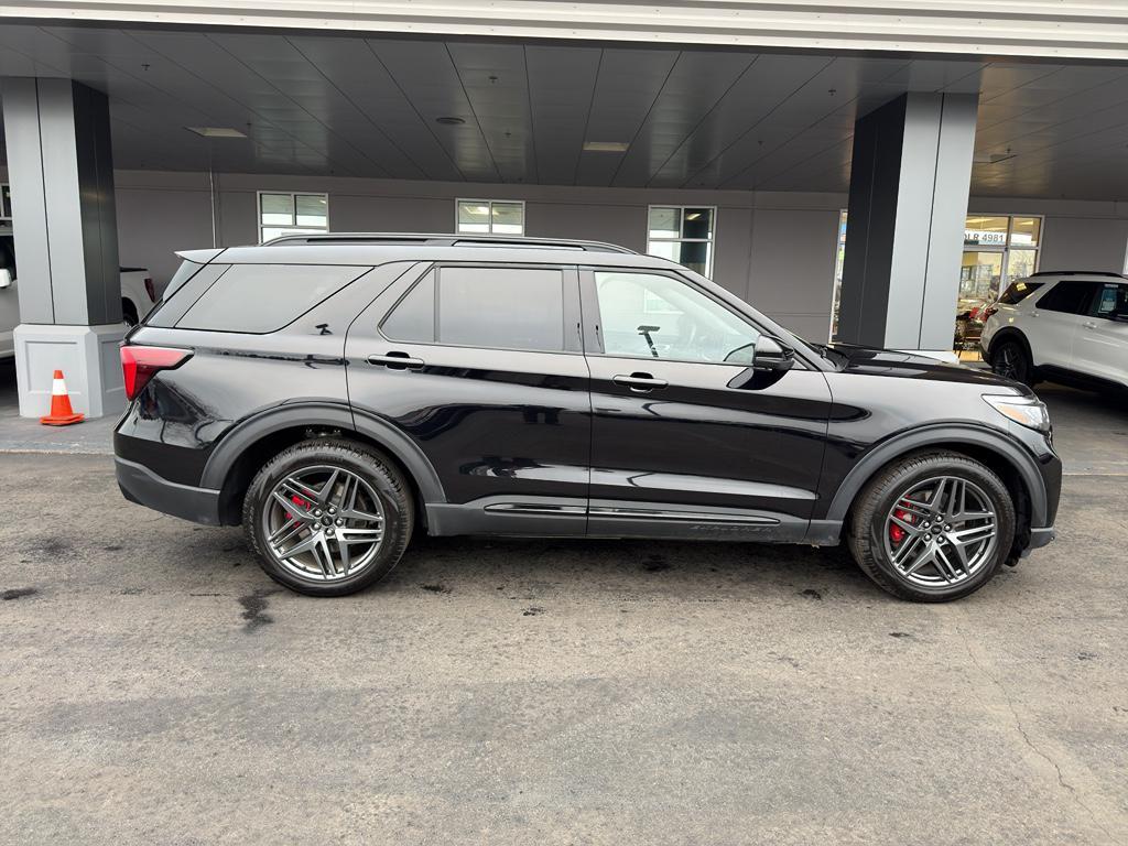used 2025 Ford Explorer car, priced at $55,970
