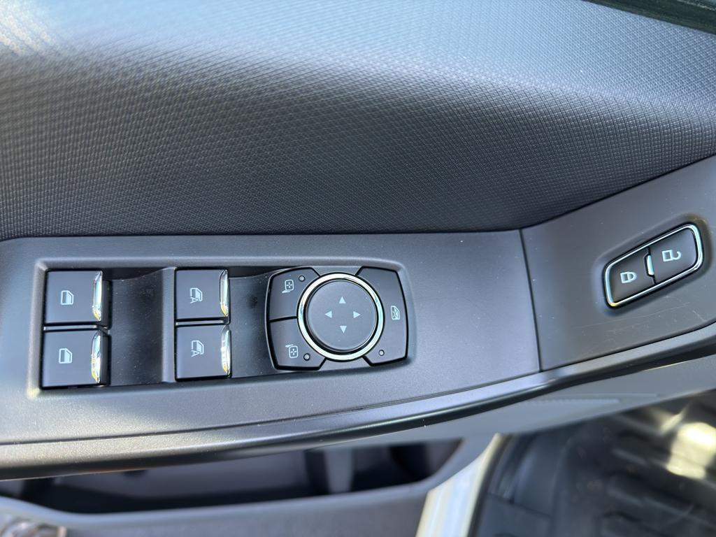 new 2025 Ford F-150 car, priced at $48,470