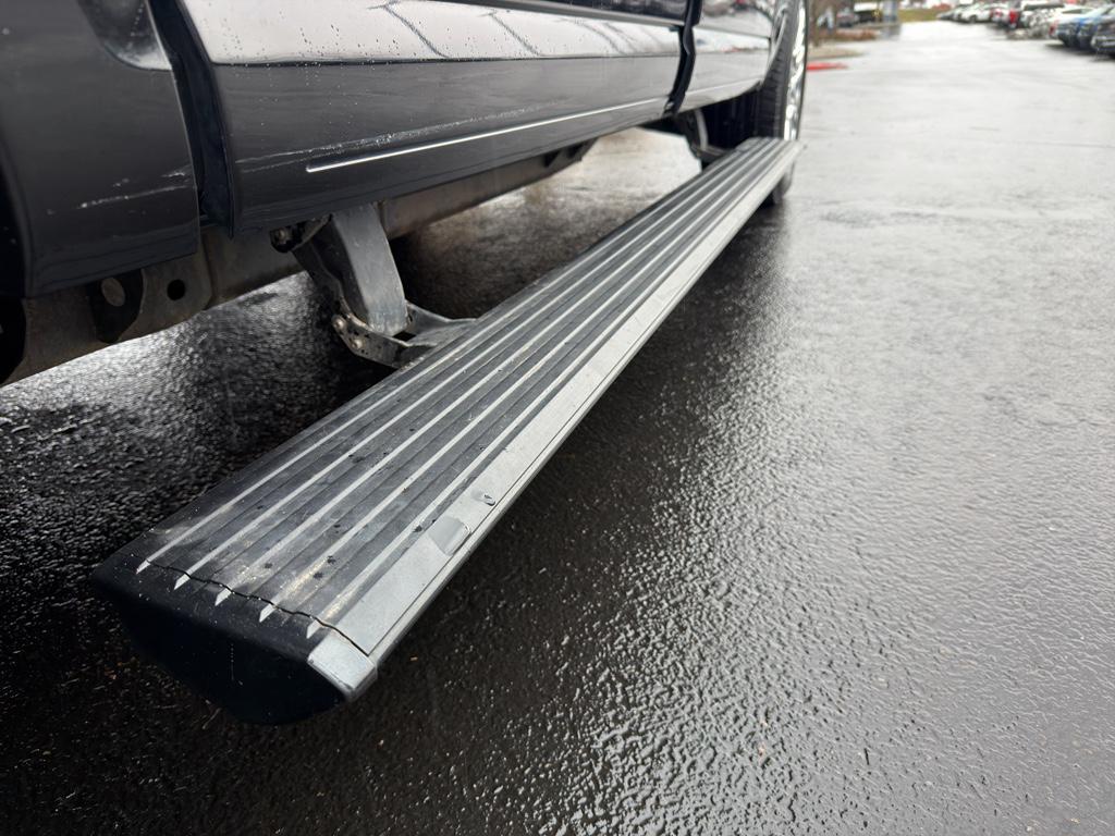 used 2011 Ford Expedition EL car, priced at $15,990