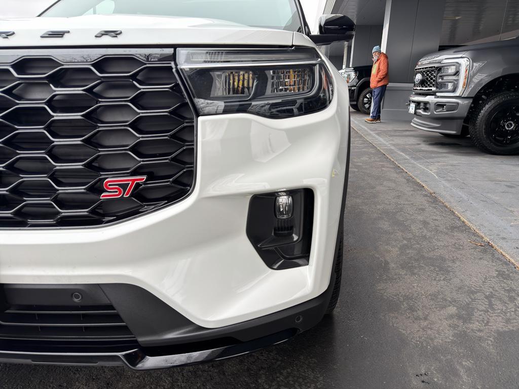 used 2025 Ford Explorer car, priced at $53,162