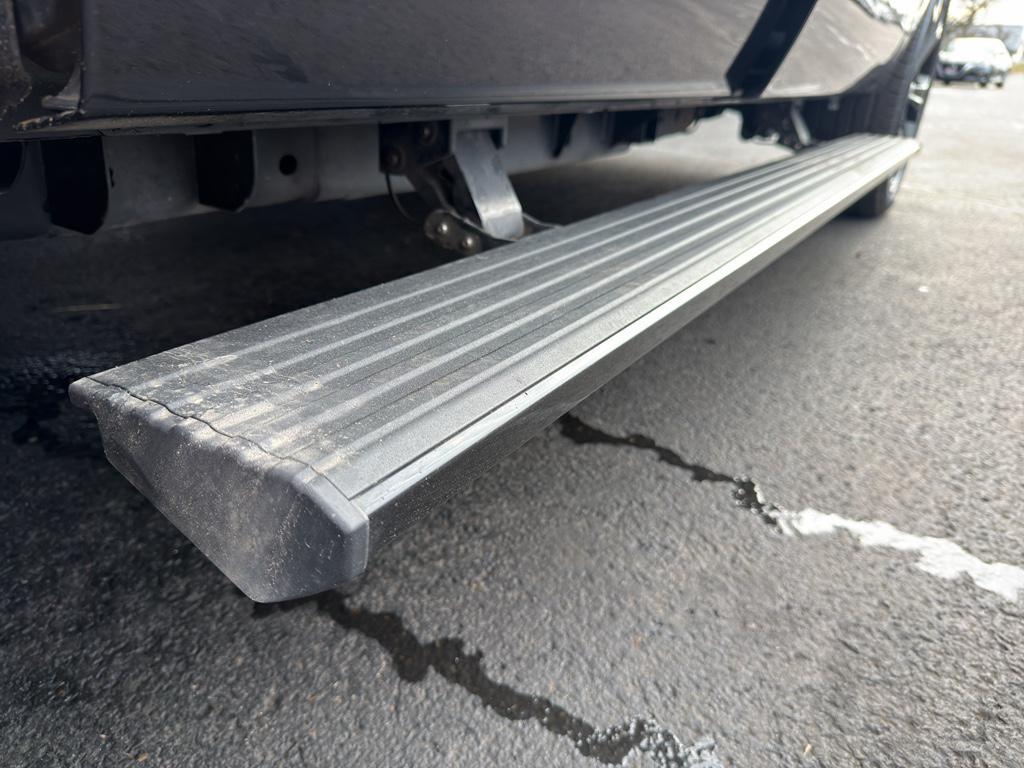 used 2024 Ford Expedition car, priced at $64,881