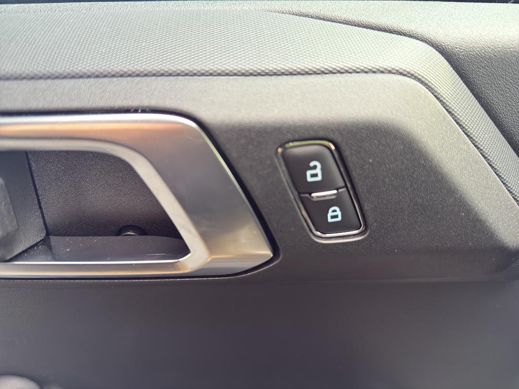 new 2025 Ford Bronco car, priced at $55,065