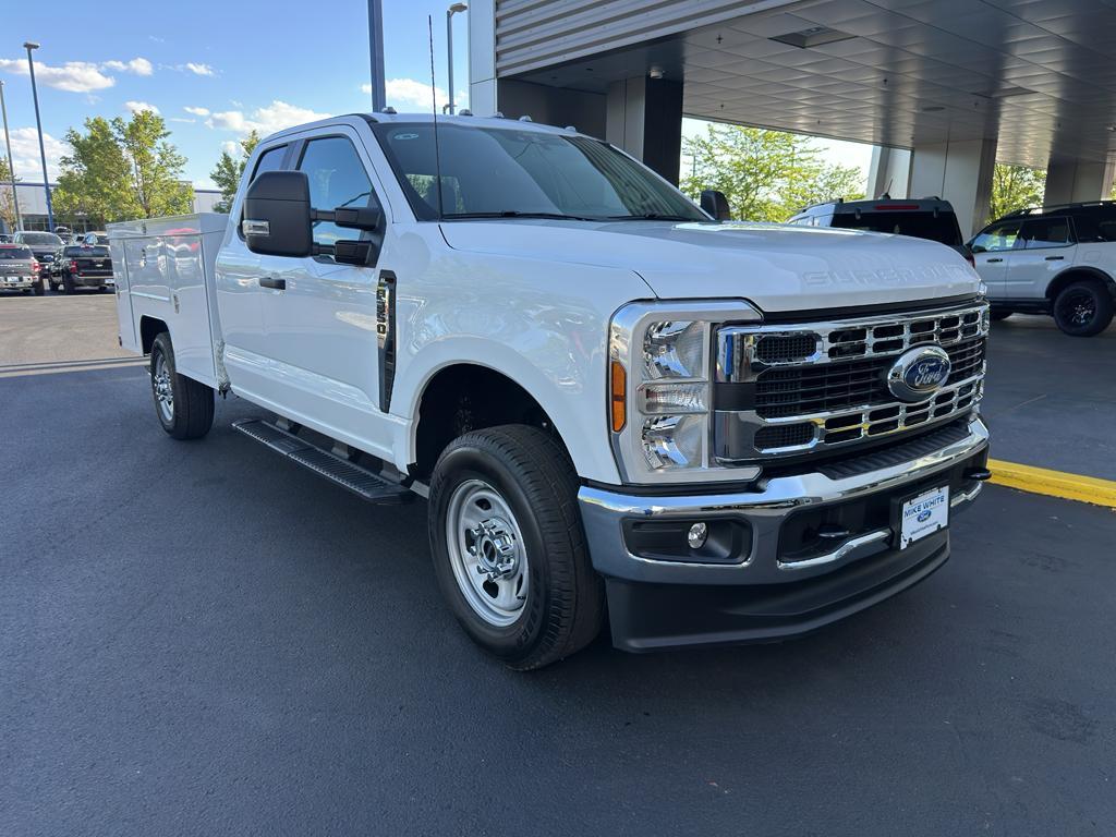 new 2025 Ford F-350 car, priced at $58,310