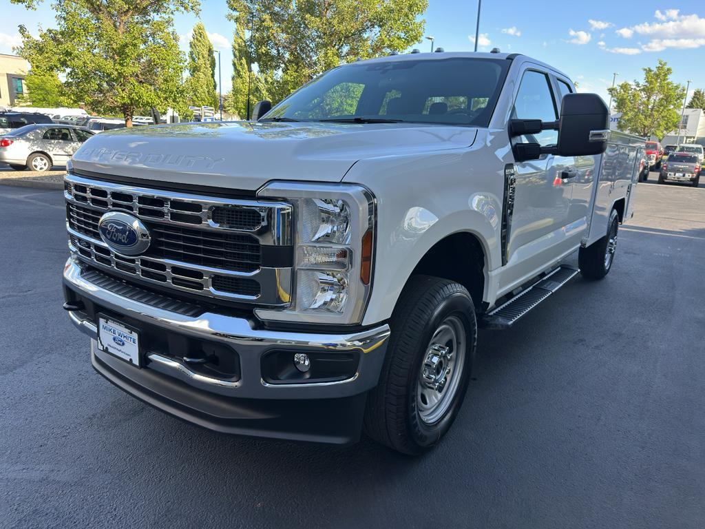 new 2025 Ford F-350 car, priced at $58,310