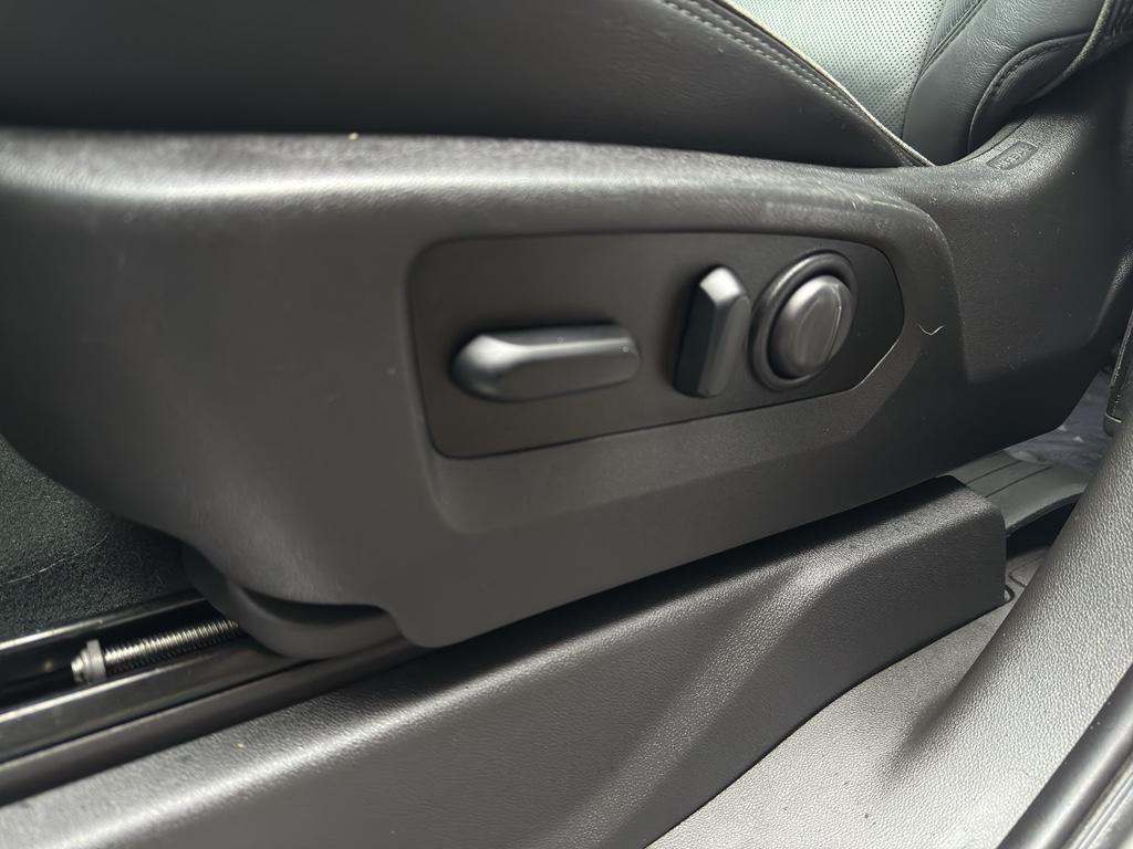 used 2021 Chevrolet Silverado 1500 car, priced at $40,983