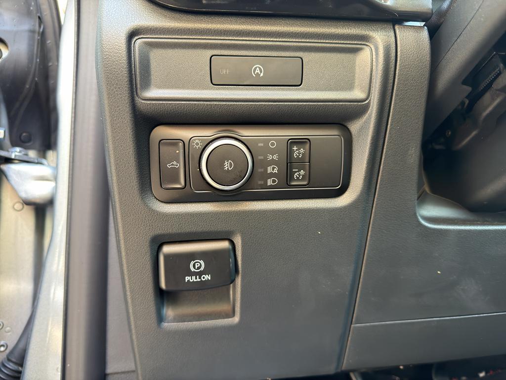 new 2025 Ford F-150 car, priced at $48,626