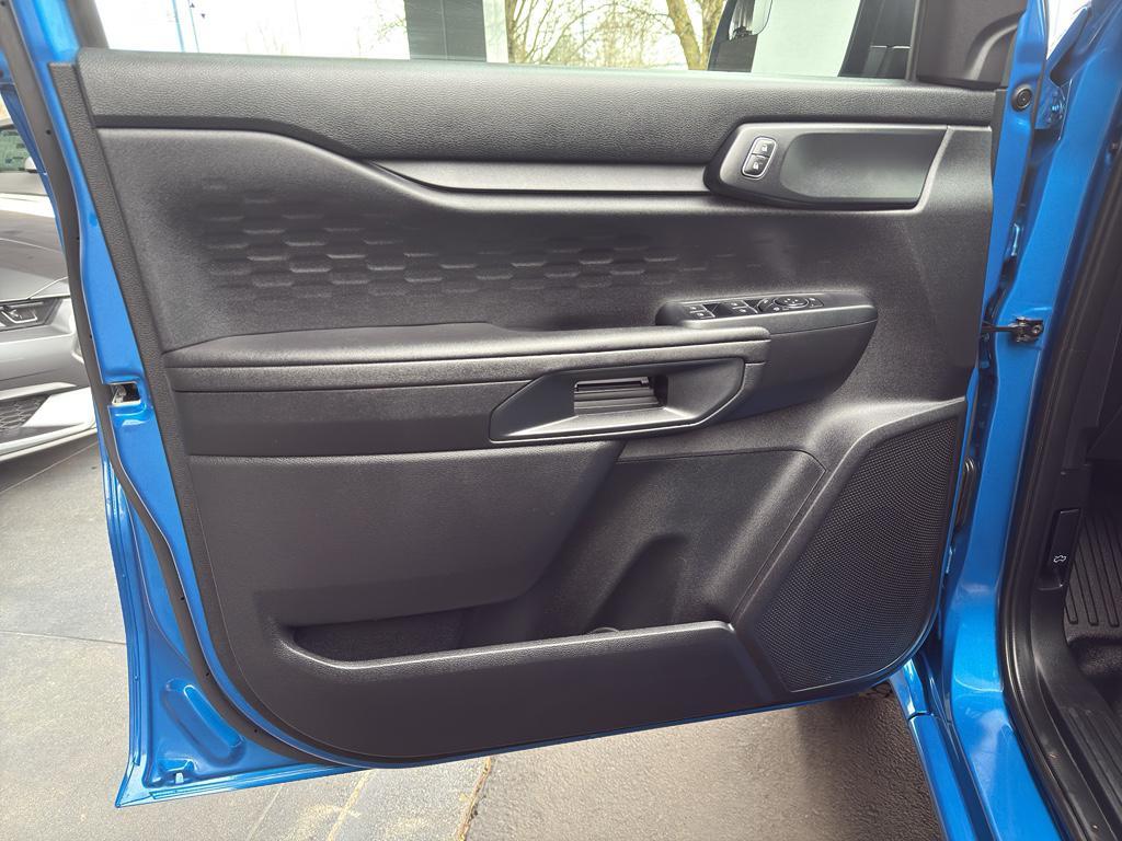 new 2025 Ford Ranger car, priced at $39,560