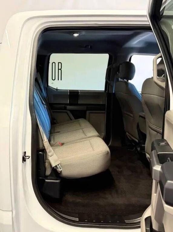 2016 White Platinum Metallic Tri-Coat Ford F-150