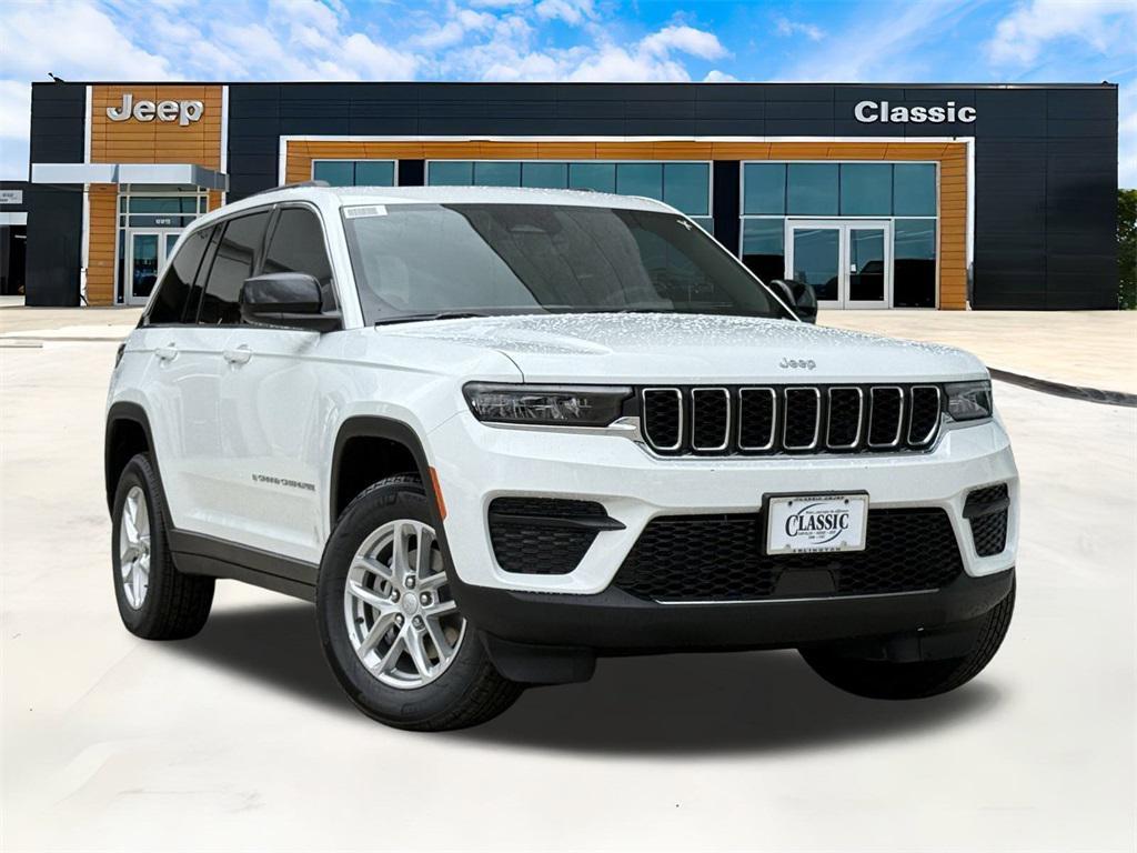 new 2025 Jeep Grand Cherokee car, priced at $37,530
