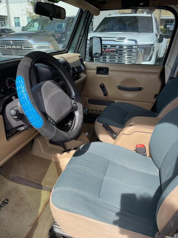 used 2002 Jeep Wrangler car, priced at $12,991