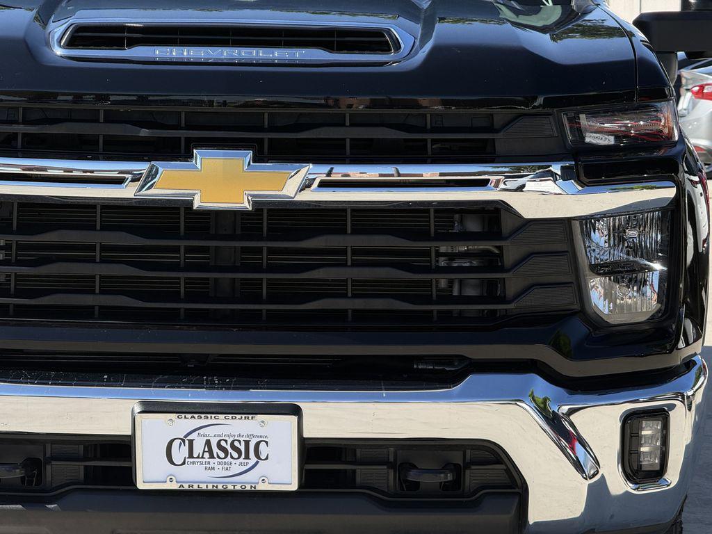 used 2025 Chevrolet Silverado 2500 car, priced at $59,391