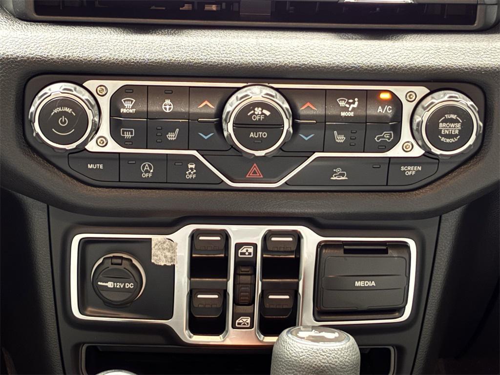 new 2025 Jeep Wrangler car, priced at $50,823