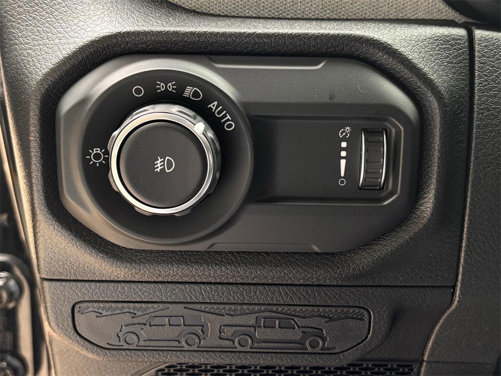 new 2025 Jeep Wrangler car, priced at $50,823