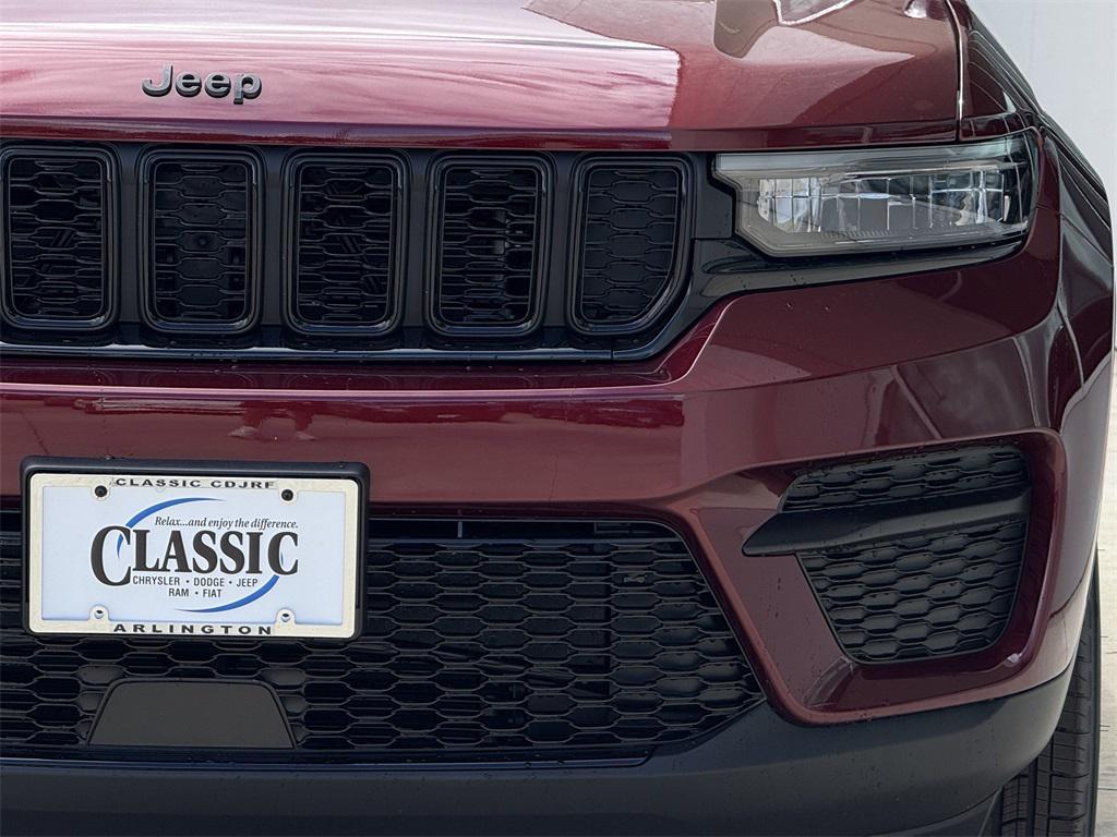 new 2025 Jeep Grand Cherokee car, priced at $39,480