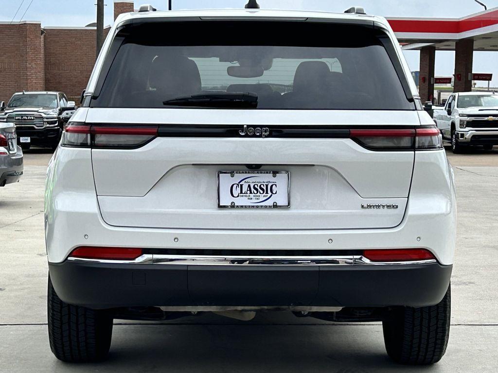 used 2023 Jeep Grand Cherokee car, priced at $24,741