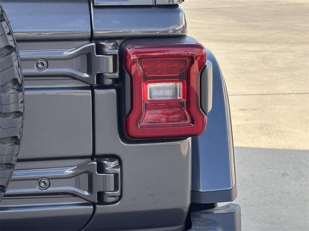 new 2025 Jeep Wrangler car, priced at $51,700